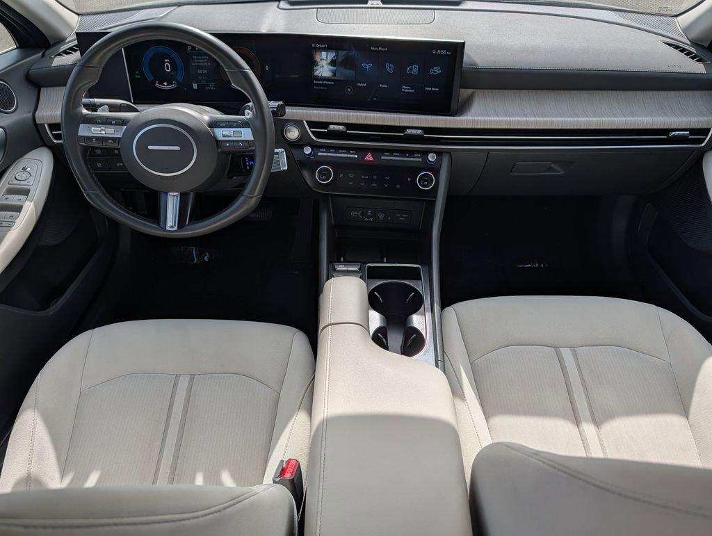 Used 2025 Hyundai Sonata SEL FWD image 23