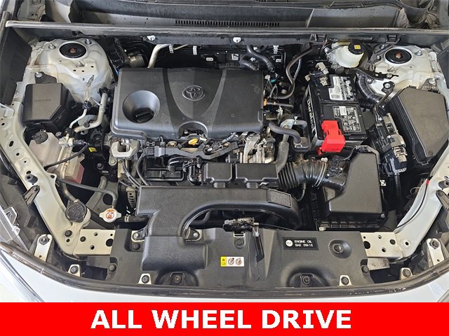 Used 2021 Toyota RAV4 XLE image 30