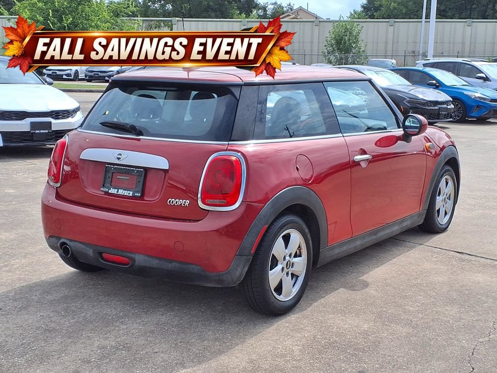 Used 2014 MINI Cooper 2-Door Hardtop FWD image 4