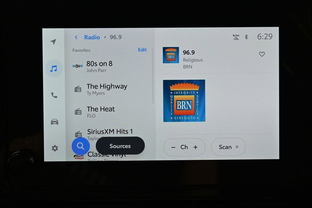Certified 2026 Toyota Corolla Cross LE w/ Moonroof Package AWD/4WD image 20