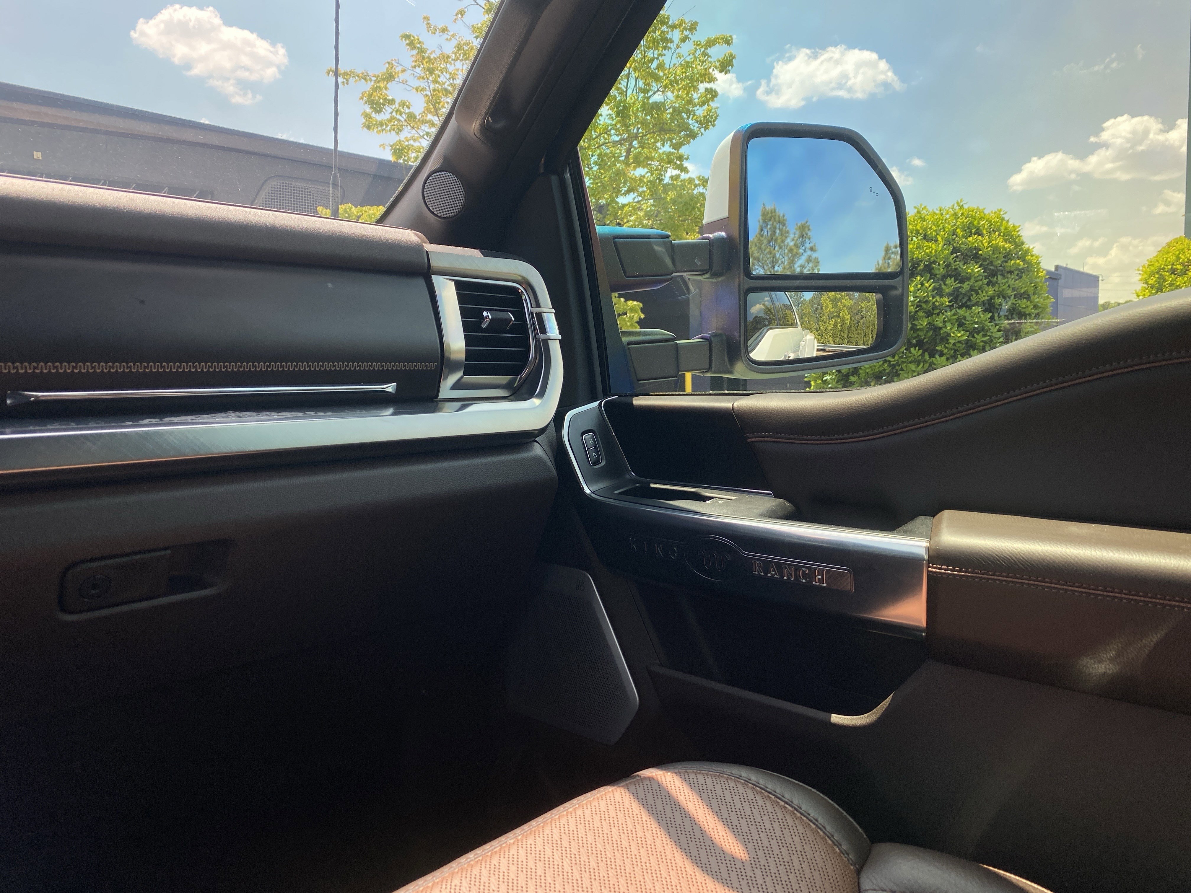 Used 2025 Ford F450 King Ranch w/ FX4 Off-Road Package AWD/4WD image 45