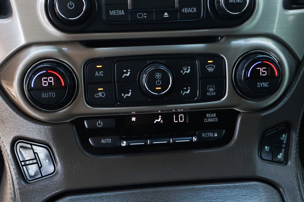 Used 2019 GMC Yukon XL Denali w/ Open Road Package AWD/4WD image 43