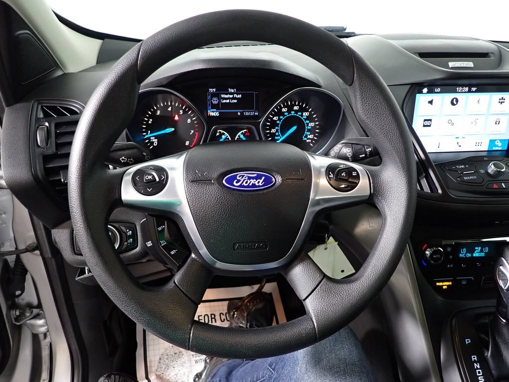 Used 2016 Ford Escape SE w/ Equipment Group 201A FWD image 23