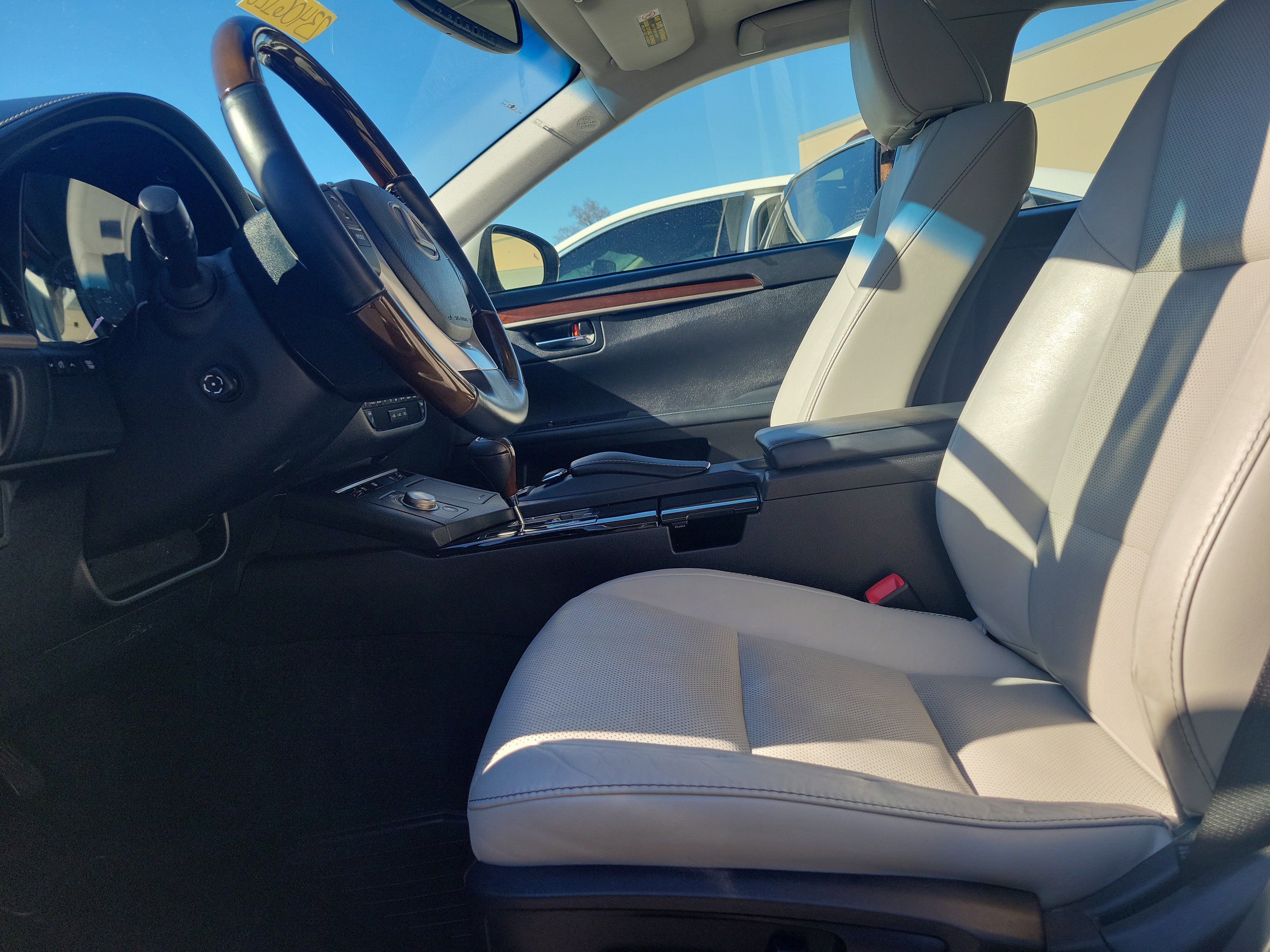 Used 2013 Lexus ES 350 w/ Luxury Pkg image 21