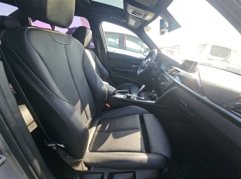 Used 2015 BMW 320i 320i w/ Sport Package image 15