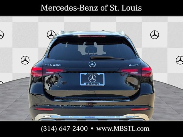 Certified 2025 Mercedes-Benz GLC 300 4MATIC image 5