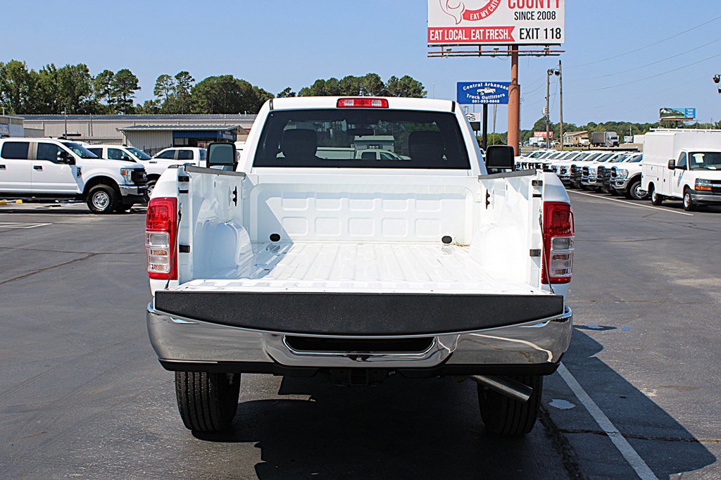 Used 2024 RAM 2500 Tradesman w/ Chrome Appearance Group AWD/4WD image 11