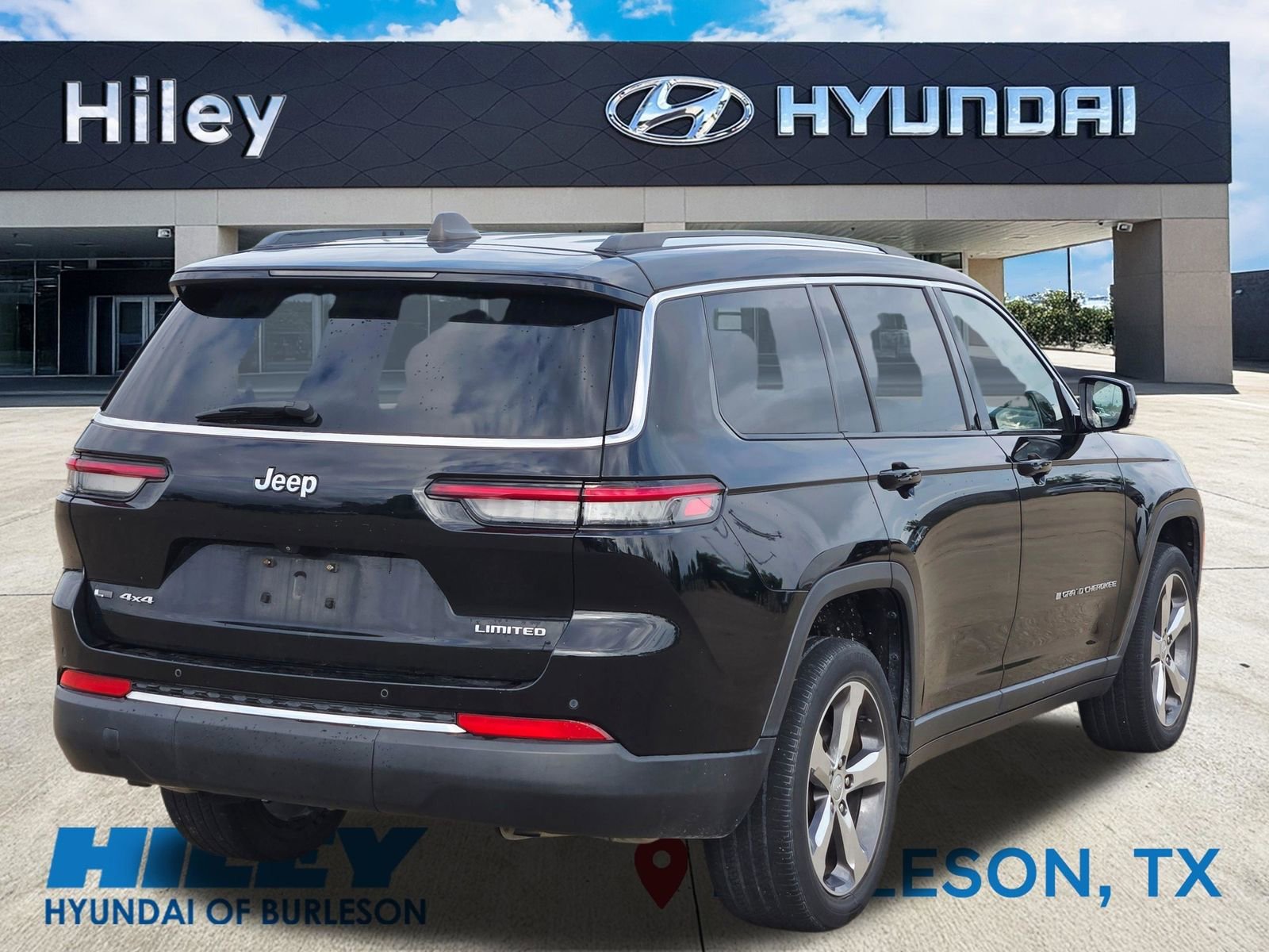 Used 2021 Jeep Grand Cherokee L Limited AWD/4WD image 4