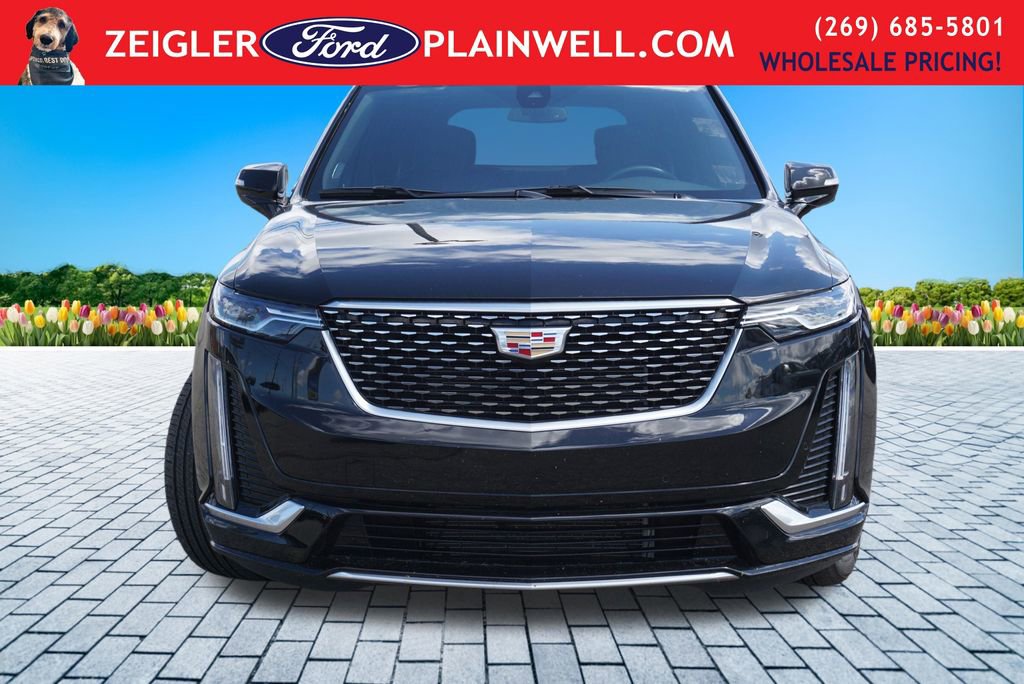 Used 2024 Cadillac XT6 Premium Luxury w/ LPO, Floor Liner Package AWD/4WD image 8