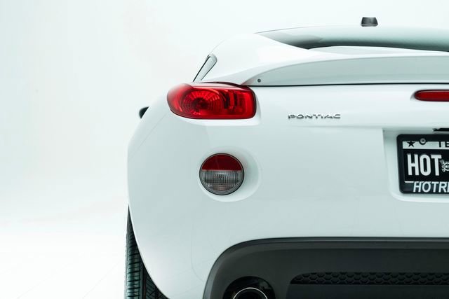 Used 2009 Pontiac Solstice GXP image 17