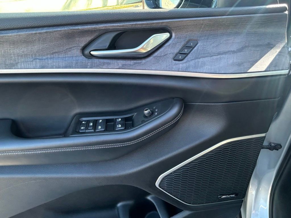 Used 2021 Jeep Grand Cherokee L Limited image 16