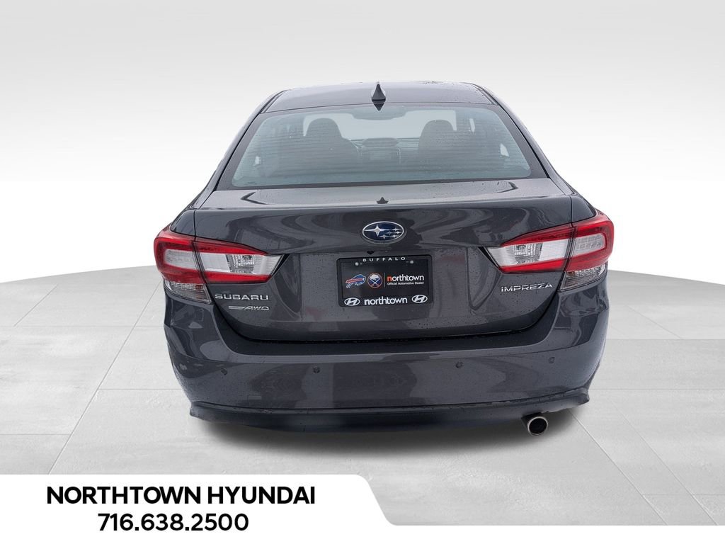 Used 2018 Subaru Impreza 2.0i Limited image 16