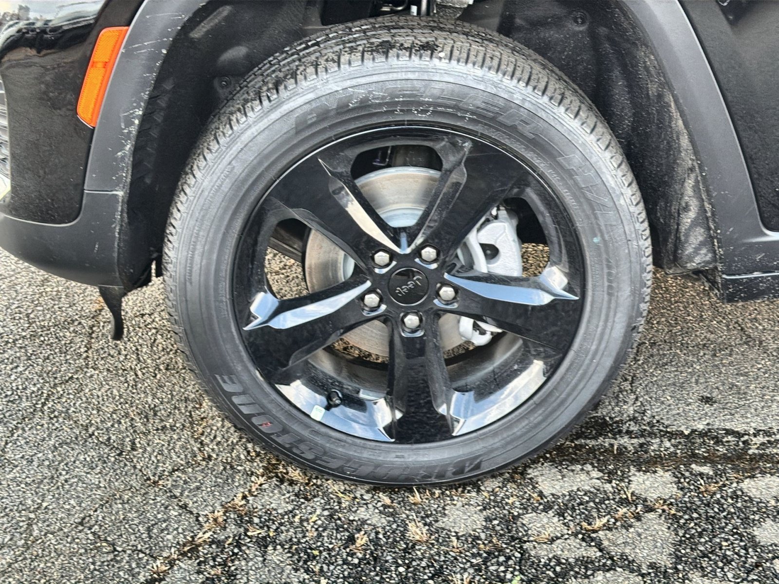 New 2025 Jeep Grand Cherokee Altitude AWD/4WD image 12