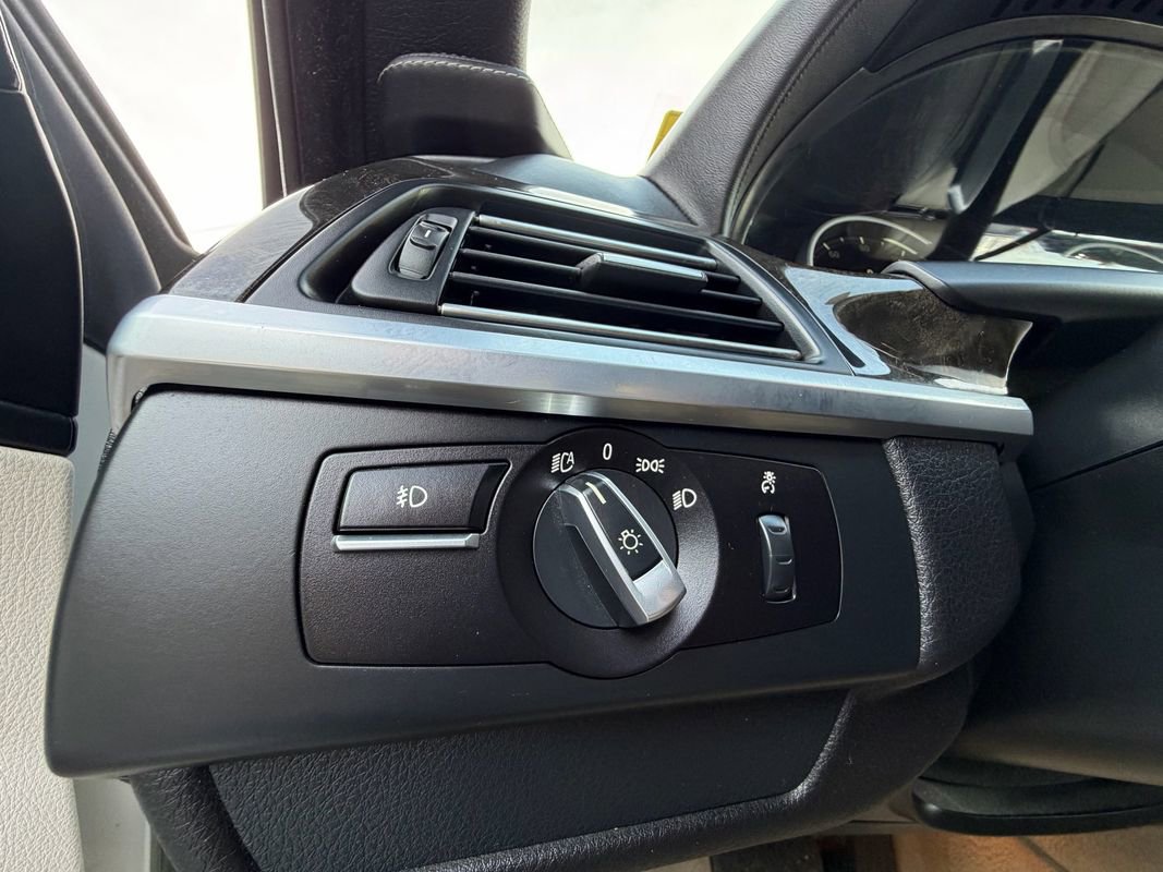 Used 2015 BMW 640i xDrive Convertible image 33