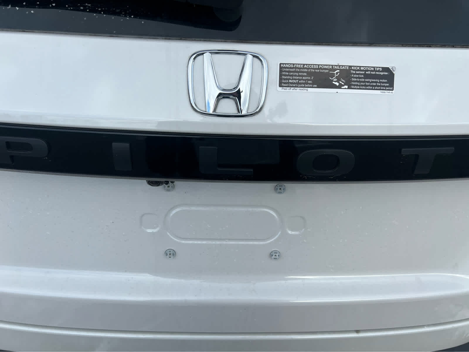 Used 2025 Honda Pilot Touring image 9