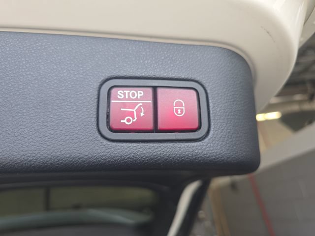 Used 2015 Mercedes-Benz ML 400 4MATIC image 16
