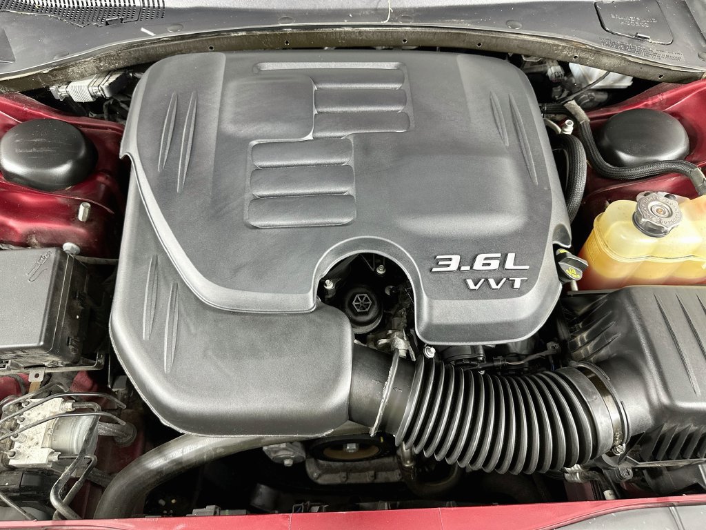 Used 2023 Chrysler 300 S RWD image 30