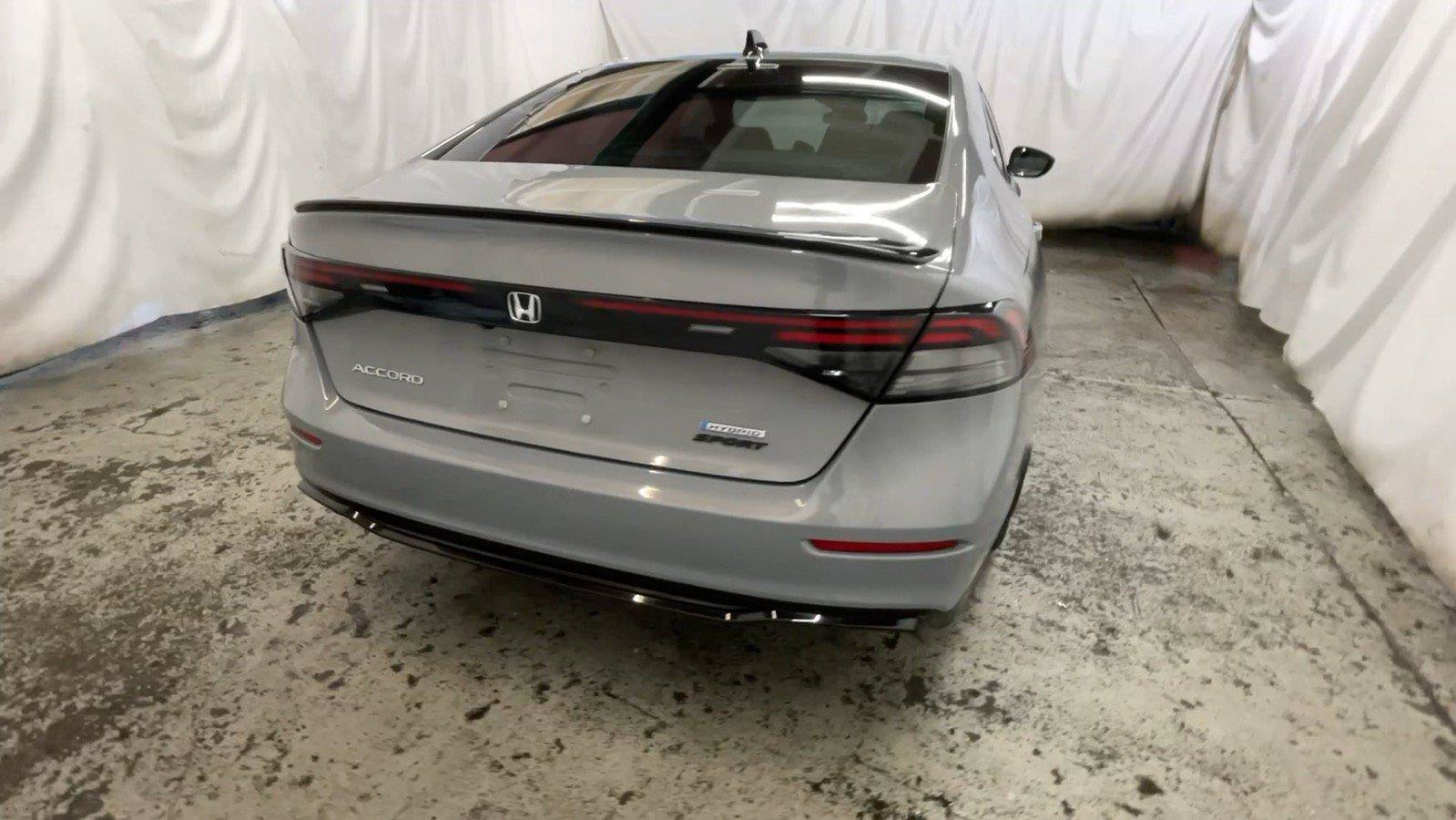Used 2025 Honda Accord Sport image 7