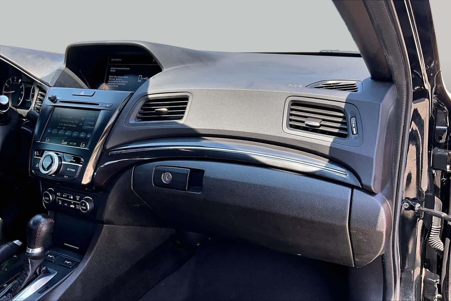 Used 2019 Acura ILX FWD image 17
