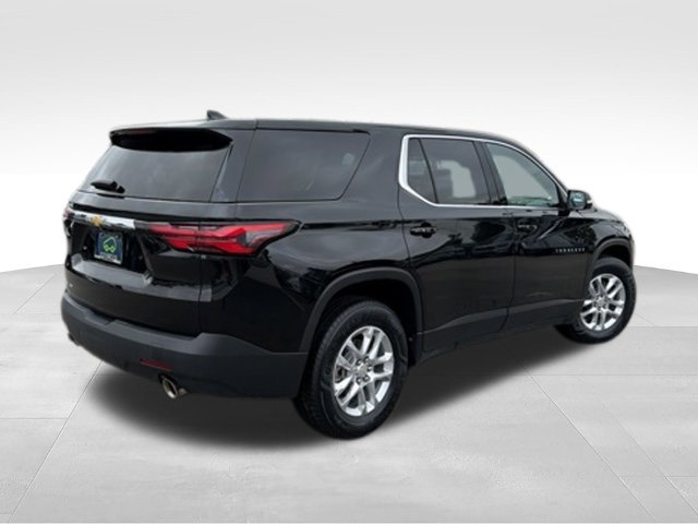 Used 2023 Chevrolet Traverse LS w/ Safety Package AWD/4WD image 5