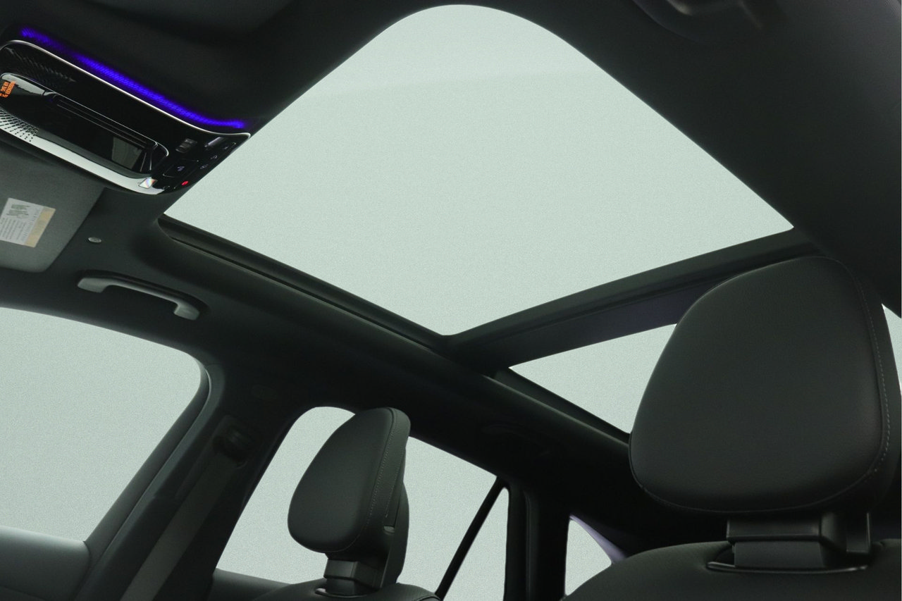 New 2026 Mercedes-Benz GLC 300 image 9