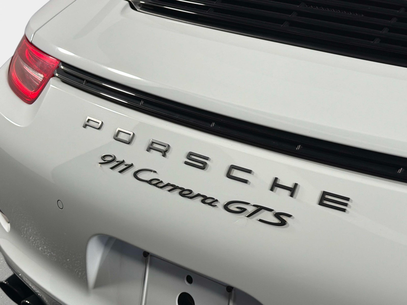 Used 2015 Porsche 911 Carrera 4 GTS AWD/4WD image 11