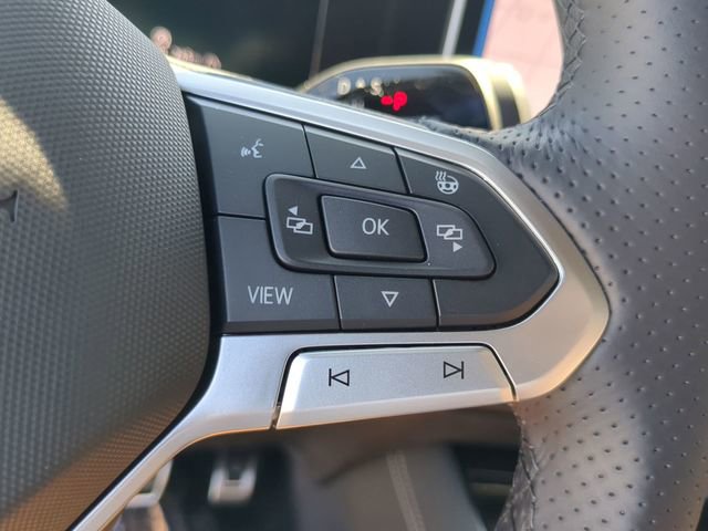 New 2026 Volkswagen Tiguan SEL R-Line image 30