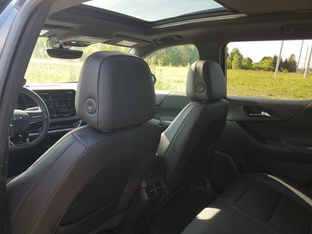 Certified 2025 Chevrolet Equinox RS w/ Safety and Technology Package AWD/4WD image 11