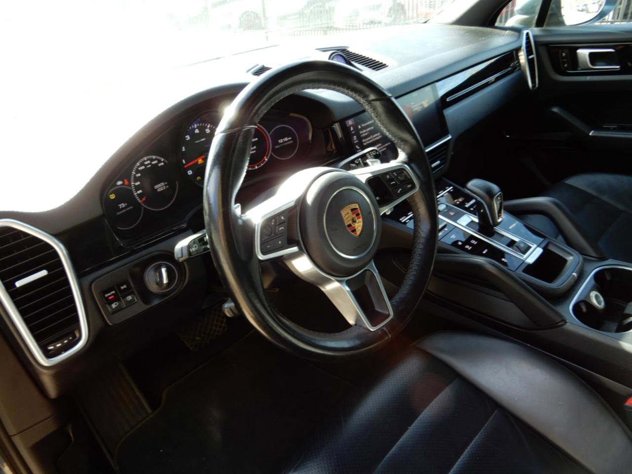 Used 2019 Porsche Cayenne AWD/4WD image 14