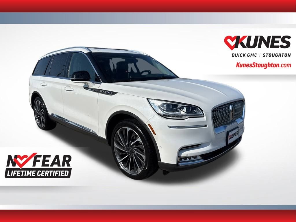 Used 2020 Lincoln Aviator Reserve w/ Equipment Group 202A image 4
