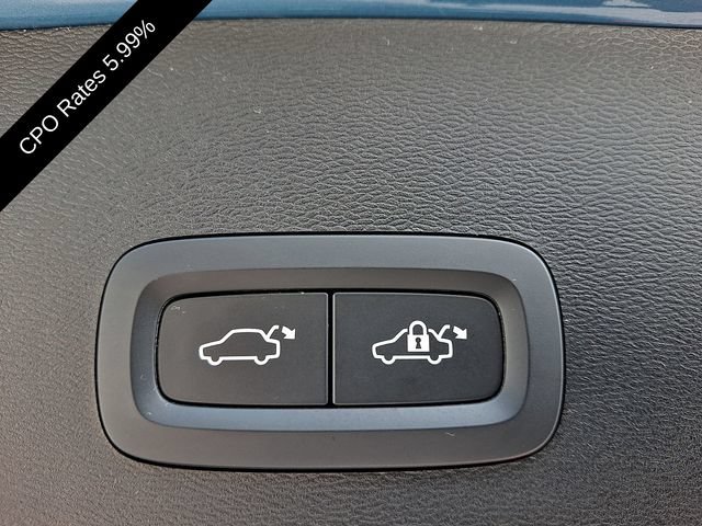 Certified 2023 Volvo XC40 B5 Plus w/ Driver Assist Package AWD/4WD image 34