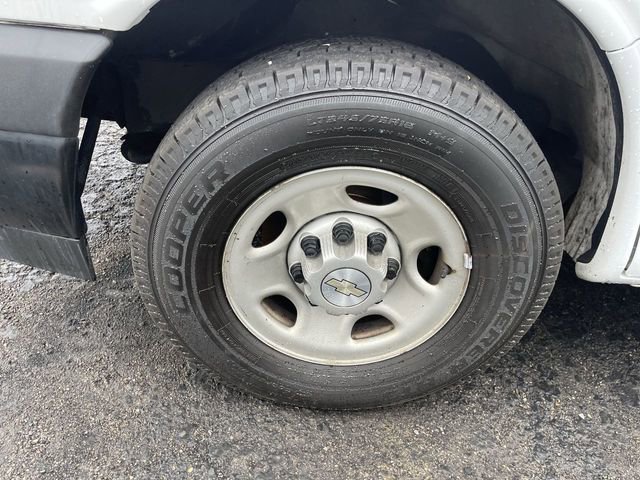 Used 2021 Chevrolet Express 2500 w/ Communications Package image 2