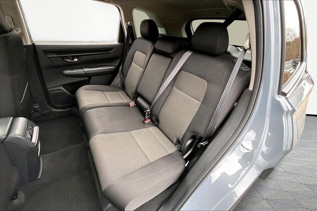 Used 2025 Honda CR-V EX image 18