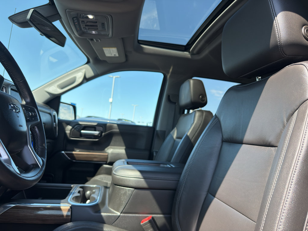 Certified 2020 Chevrolet Silverado 1500 LT Trail Boss w/ Midnight Edition AWD/4WD image 28