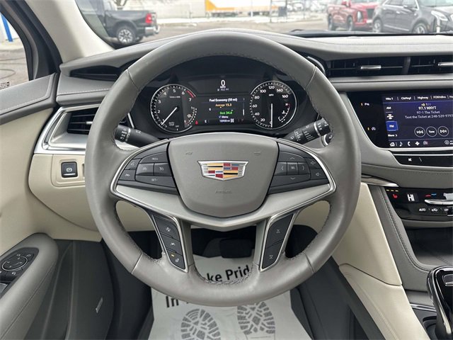 Certified 2022 Cadillac XT5 Premium Luxury image 35