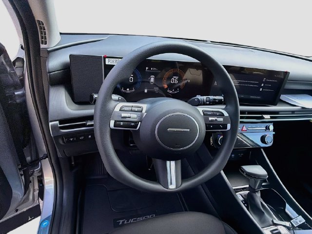 New 2026 Hyundai Tucson SEL Plus FWD image 11