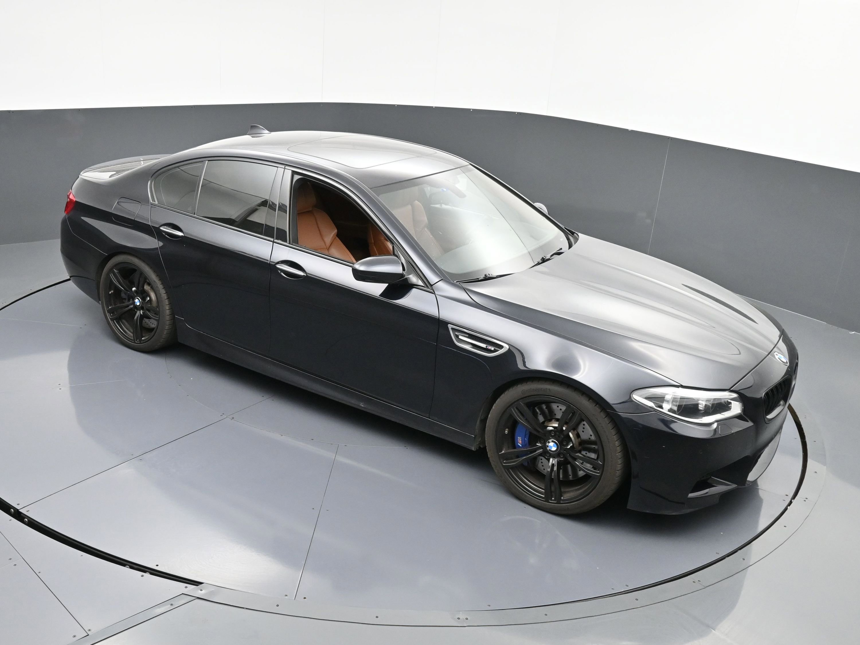 Used 2015 BMW M5 image 30
