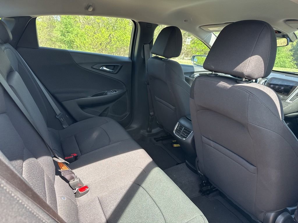 Used 2020 Chevrolet Malibu LT image 8