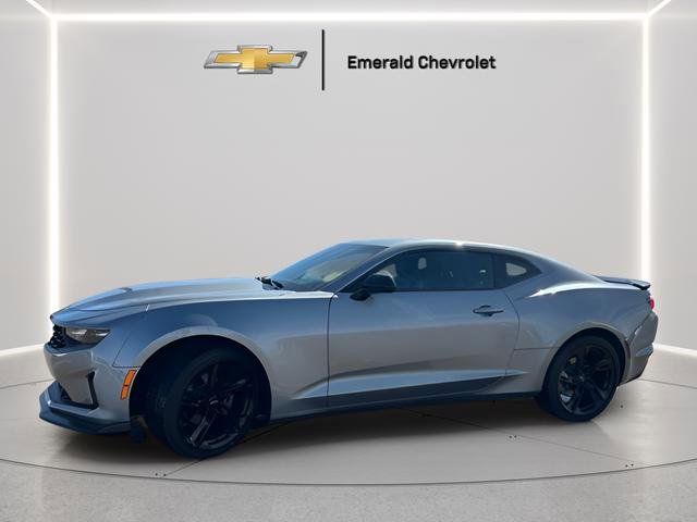 Used 2023 Chevrolet Camaro LT RWD image 3