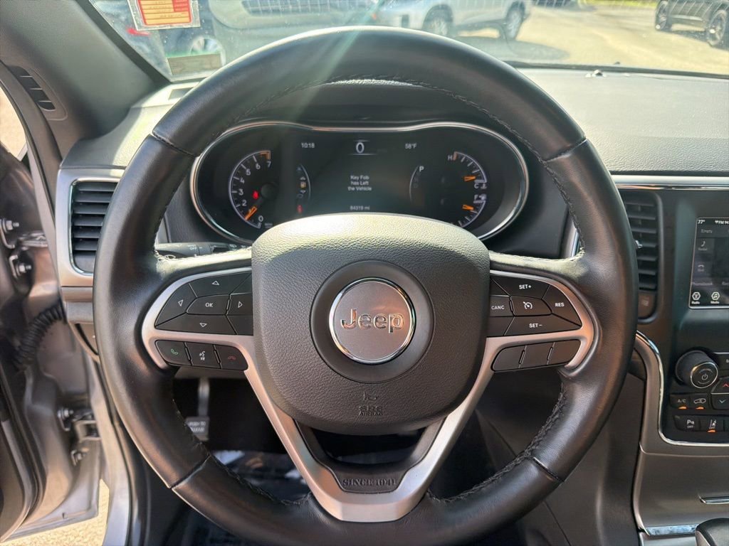 Used 2021 Jeep Grand Cherokee Laredo image 17