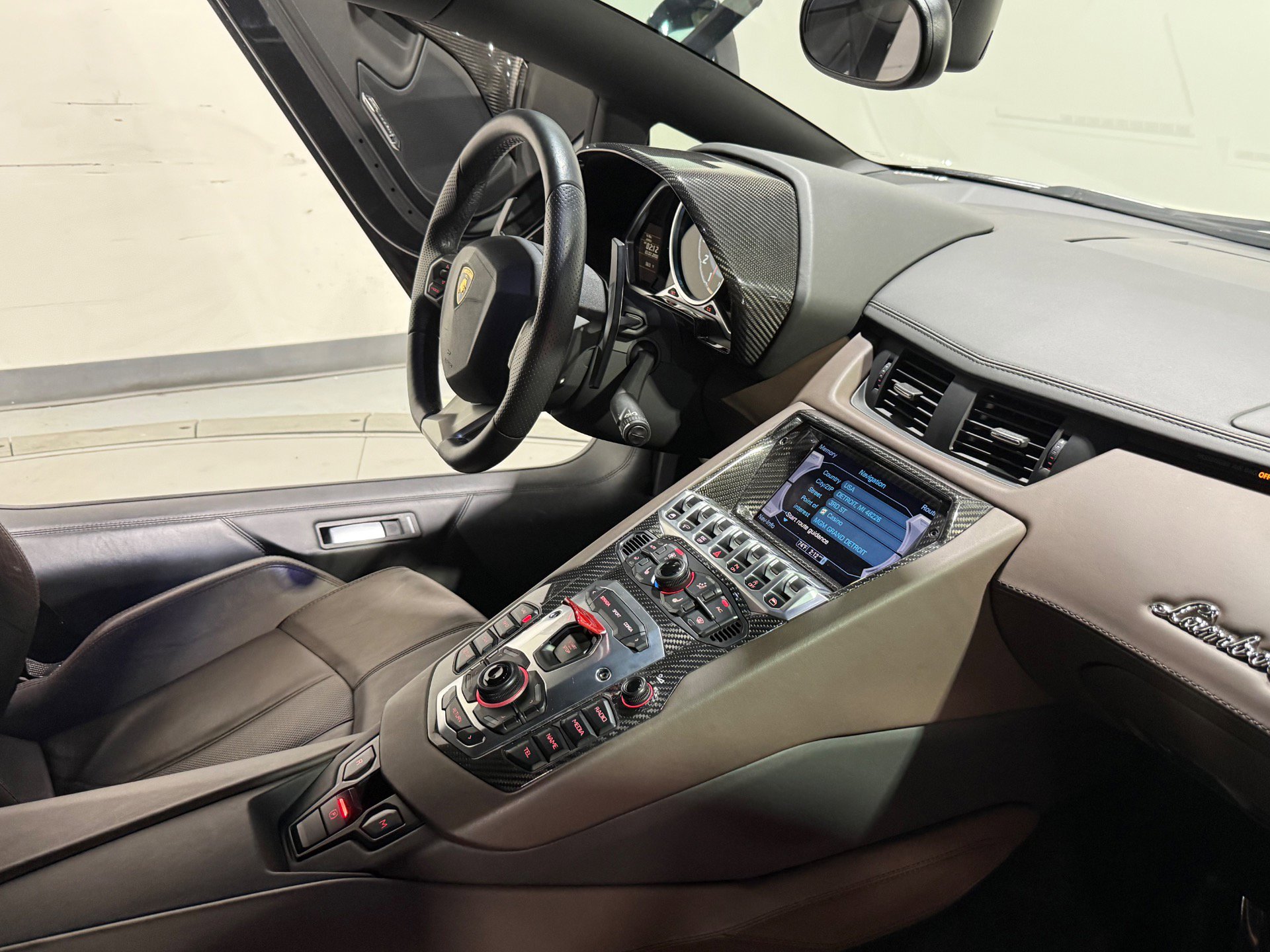 Used 2014 Lamborghini Aventador LP 700-4 image 70