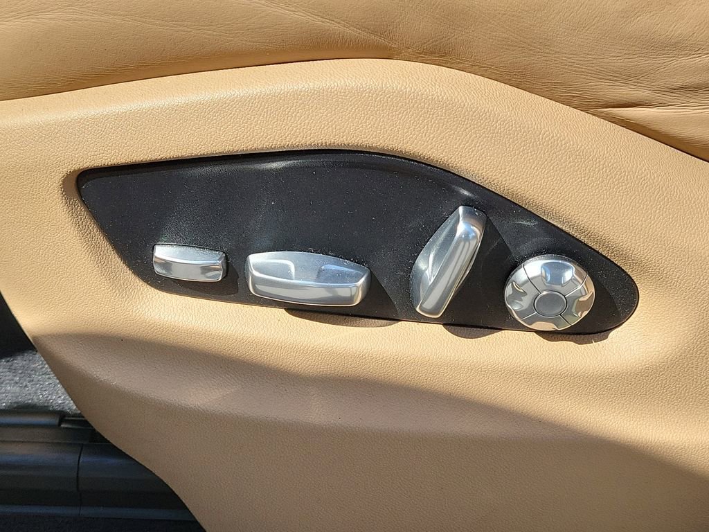 Certified 2020 Porsche Cayenne AWD/4WD image 28