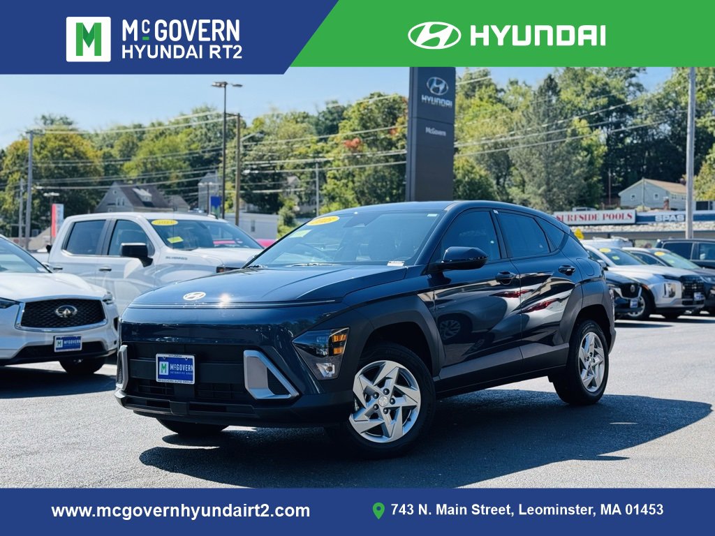 Certified 2025 Hyundai Kona SE image 1