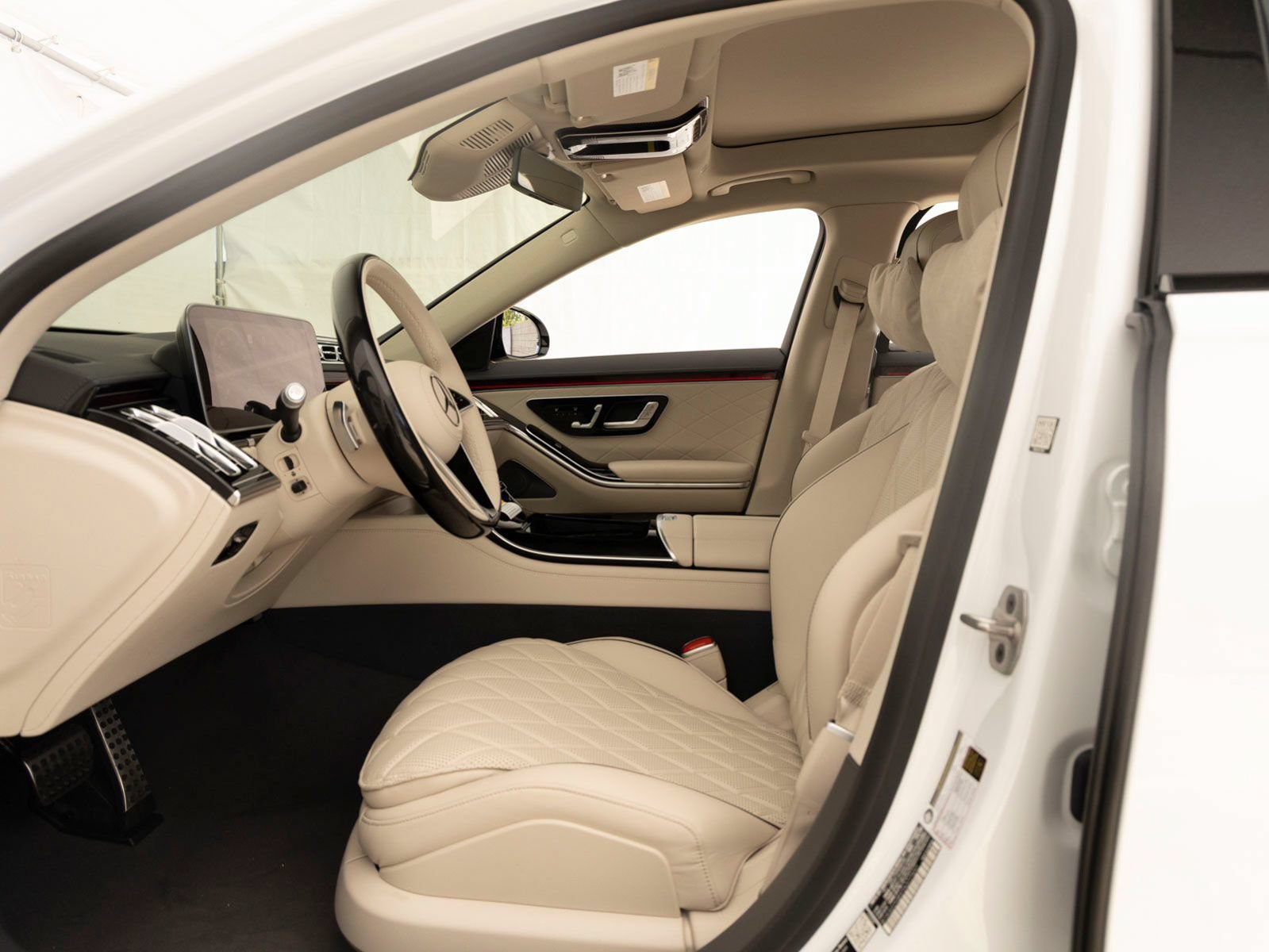 New 2026 Mercedes-Benz S 580 4MATIC Sedan image 14
