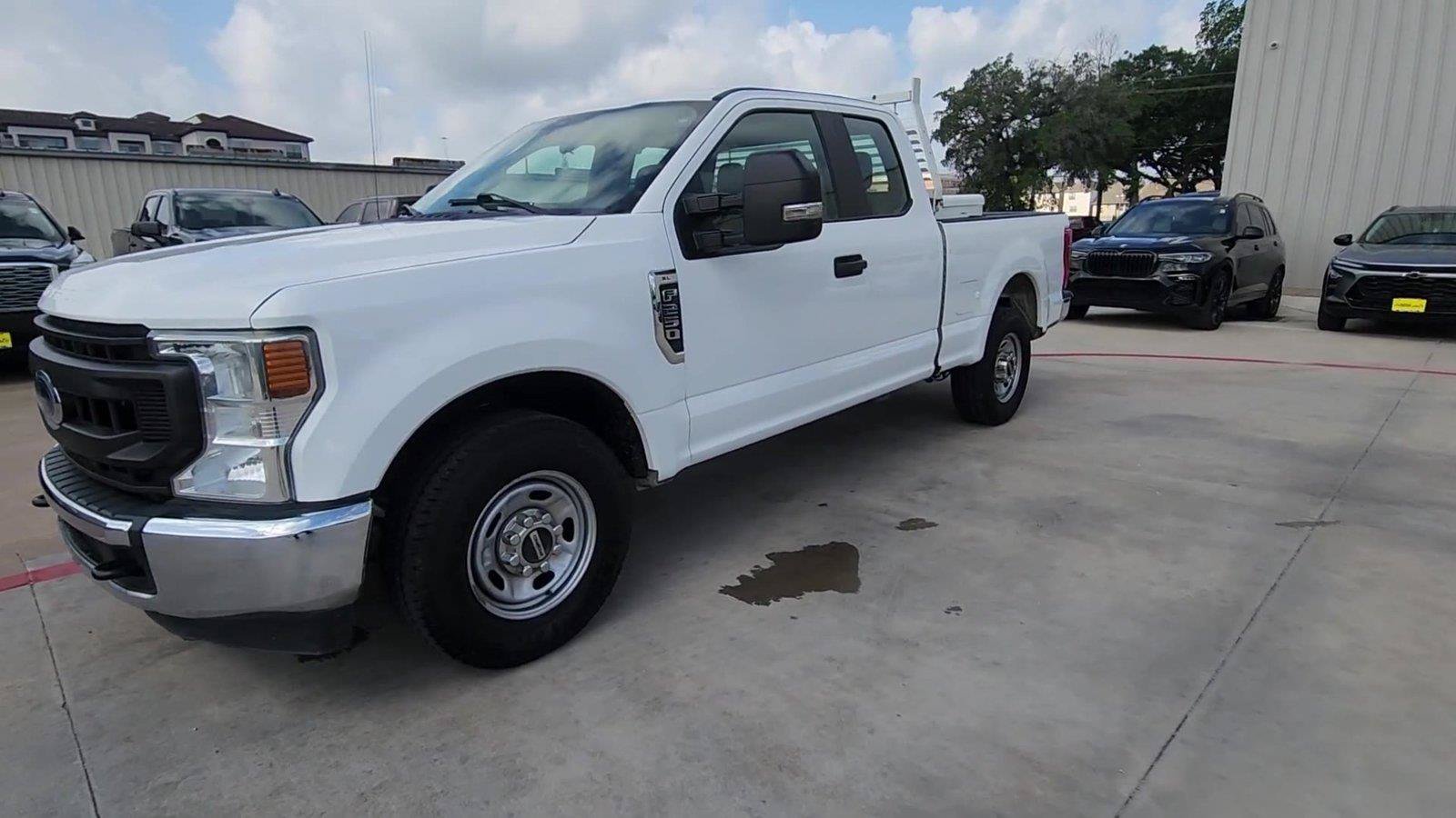 Used 2020 Ford F250 XL w/ Power Equipment Group RWD image 4