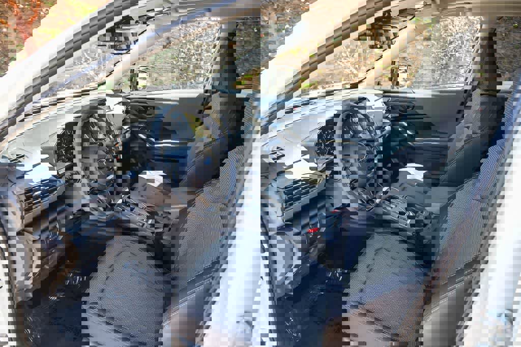 Used 2024 Subaru Crosstrek 2.0i Premium image 16