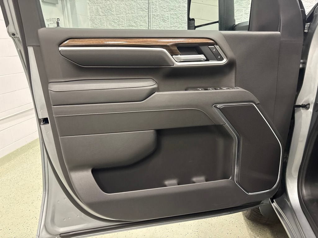 New 2026 Chevrolet Silverado 2500 LT AWD/4WD image 16