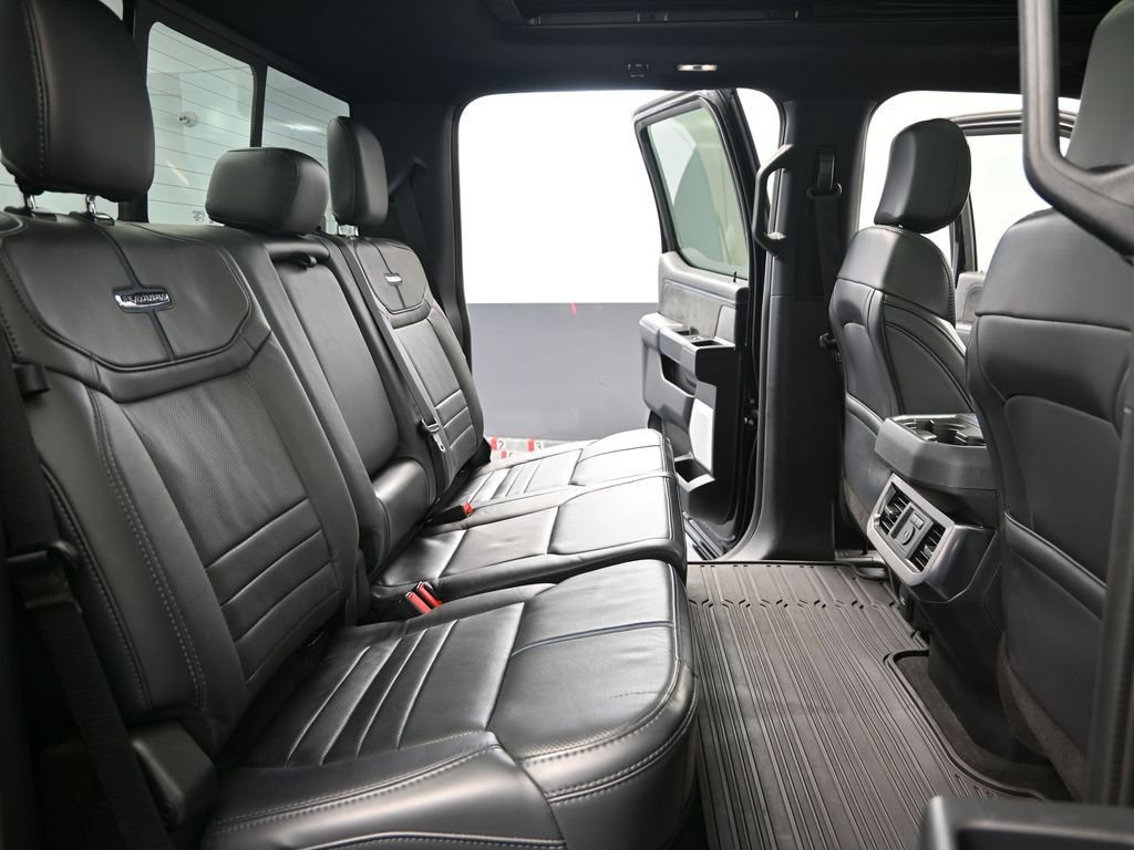 Used 2025 Ford F250 Platinum image 47