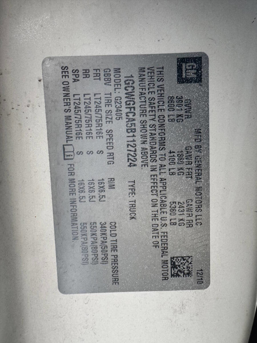 Used 2011 Chevrolet Express 2500 w/ Express Access Plus Package image 15