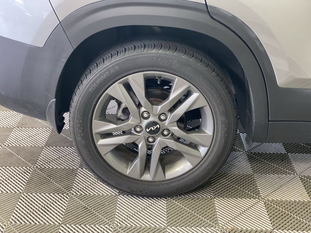 Used 2022 Kia Seltos S FWD image 18